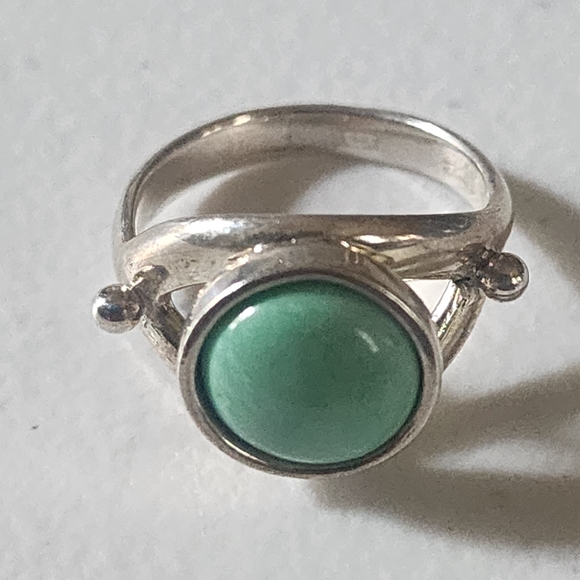 925 Sterling Silver Jewelry - Sterling Silver Ring with Green Stone Signed 925 OP Size 7 Fine Jewelry Modern